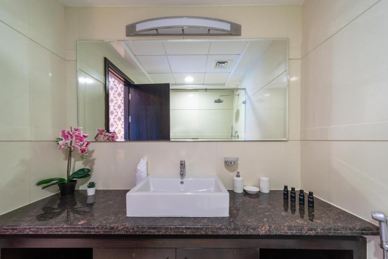 Hometown Apartments - Luxury And Spacious 3 Bedroom Apartment In Marina Dubai Eksteriør billede
